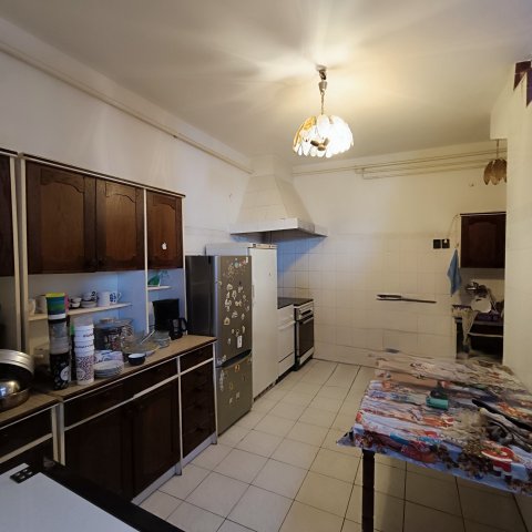 Eladó családi ház, Budapesten, XV. kerületben 180 M Ft, 6 szobás