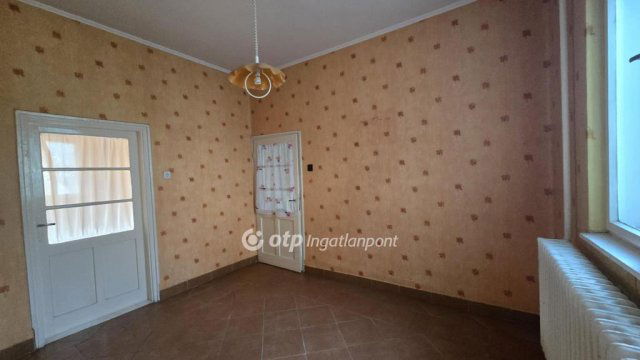 Eladó családi ház, Nádudvaron 31.7 M Ft, 2+1 szobás