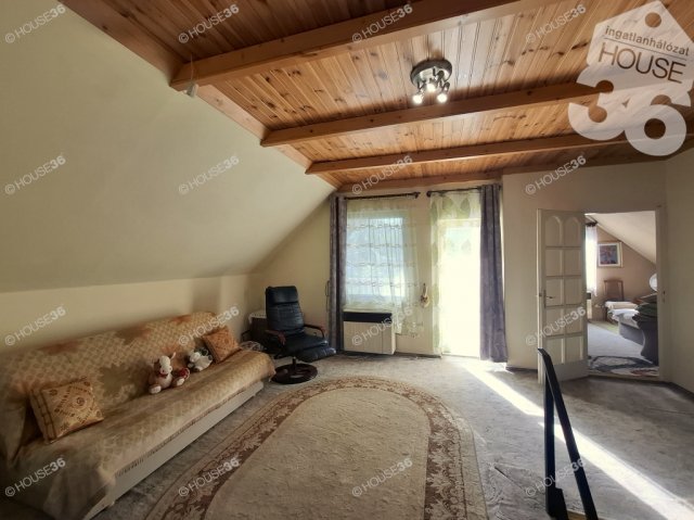 Eladó családi ház, Kiskunlacházán 99 M Ft, 4 szobás