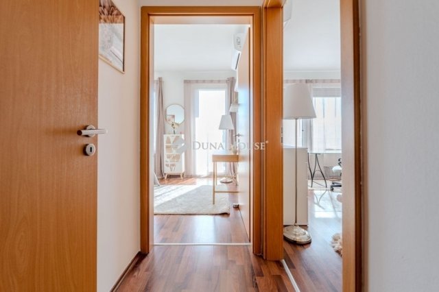 Eladó téglalakás, Budapesten, VIII. kerületben 146.276 M Ft