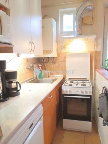 Eladó családi ház, Budapesten, XV. kerületben 75 M Ft