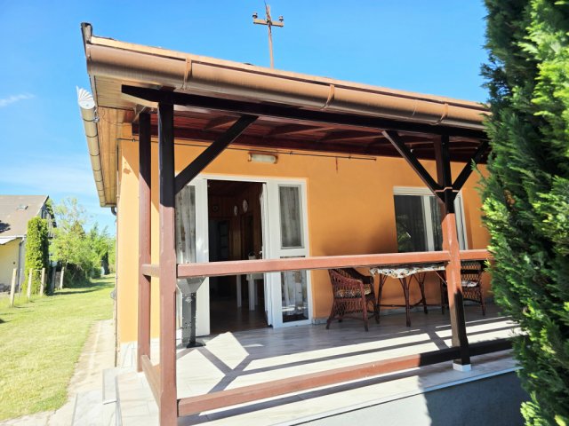 Eladó nyaraló, Zamárdiban 79.5 M Ft, 3 szobás