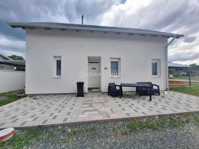 Eladó családi ház, Kőszegen 87 M Ft, 5 szobás