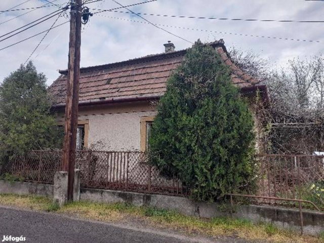 Eladó családi ház, Albertirsán 33 M Ft, 2 szobás