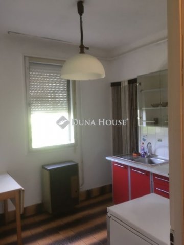 Eladó téglalakás, Budapesten, II. kerületben 106.9 M Ft