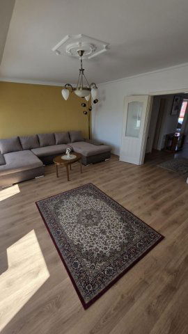 Kiadó téglalakás, albérlet, Debrecenben 350 E Ft / hó, 3 szobás
