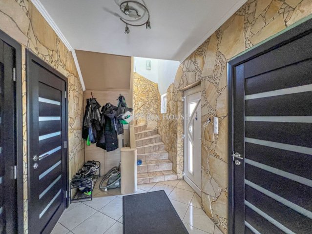 Eladó családi ház, Budapesten, XX. kerületben 149.9 M Ft