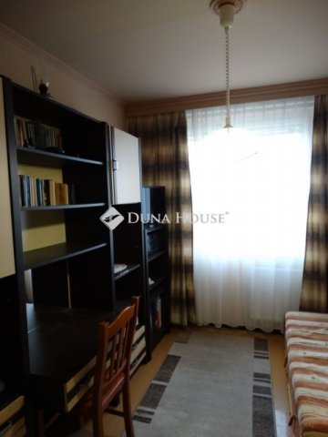 Kiadó panellakás, albérlet, Debrecenben 170 E Ft / hó, 2 szobás