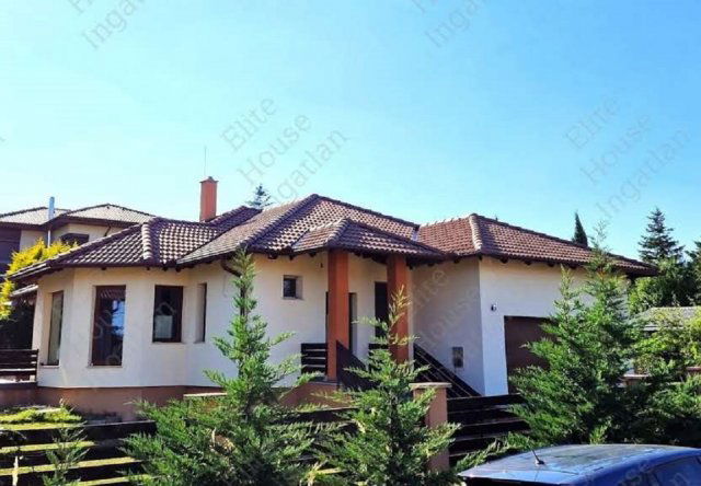Eladó családi ház, Diósdon 180 M Ft, 4 szobás