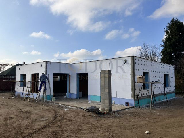 Eladó családi ház, Budapesten, XVIII. kerületben 144.9 M Ft