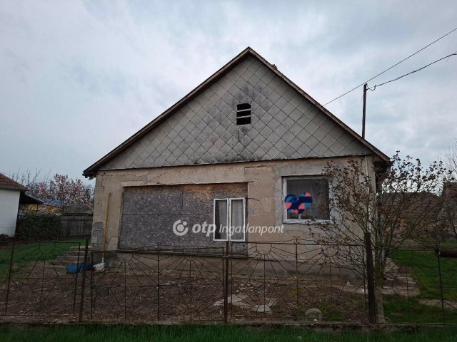 Eladó családi ház, Tiszavasváriban 9.9 M Ft, 2+1 szobás