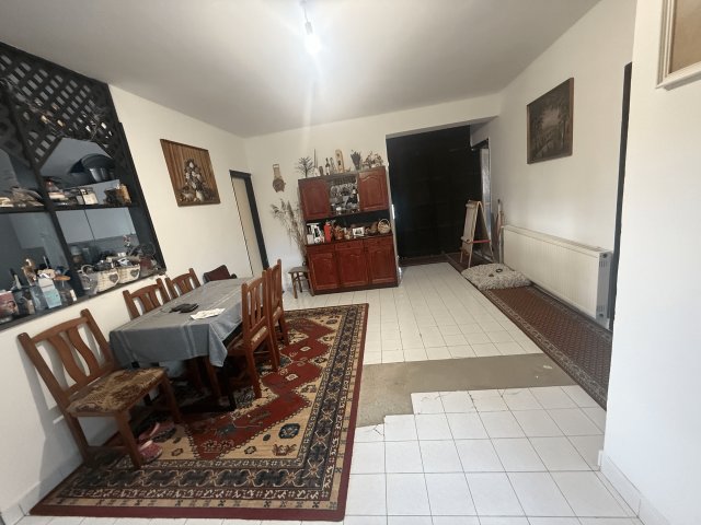 Eladó családi ház, Csatáron 55 M Ft, 6 szobás