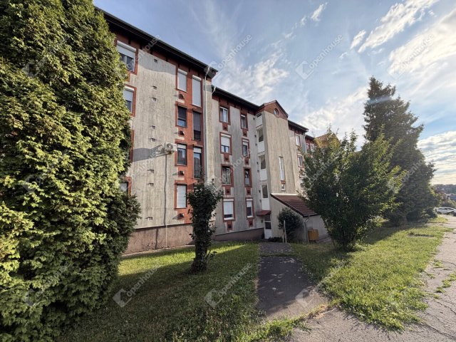 Eladó téglalakás, Zalaegerszegen 36.9 M Ft, 2 szobás
