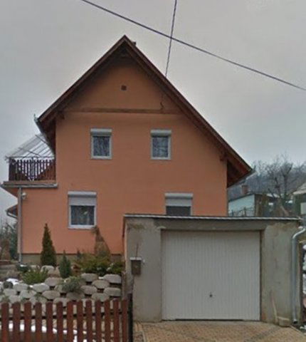 Eladó családi ház, Pécsett 65 M Ft, 4 szobás