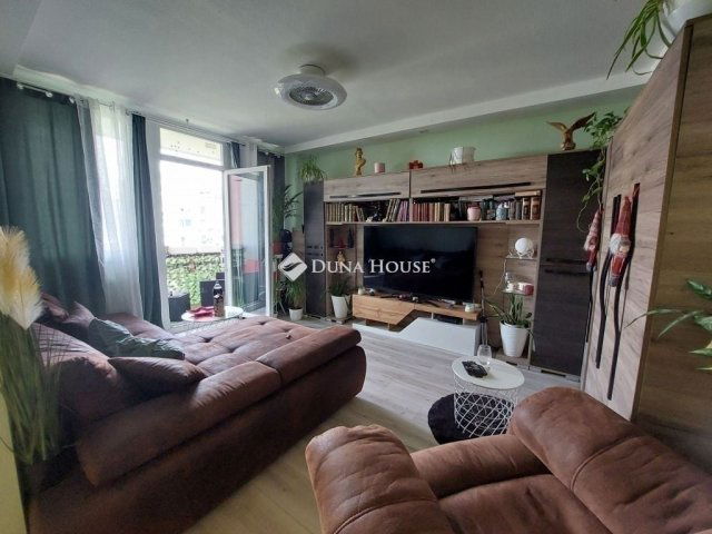 Eladó panellakás, Budapesten, XVIII. kerületben 70.5 M Ft