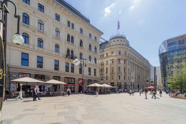 Eladó téglalakás, Budapesten, V. kerületben 319 M Ft, 4 szobás