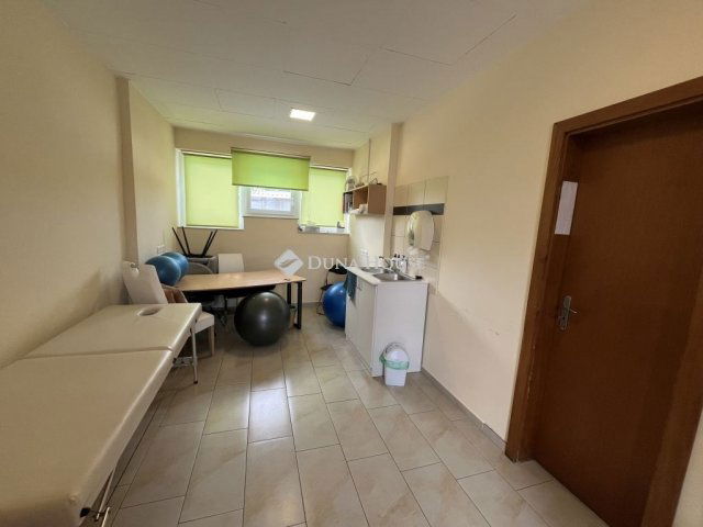 Eladó iroda, Szombathelyen 75.99 M Ft / költözzbe.hu