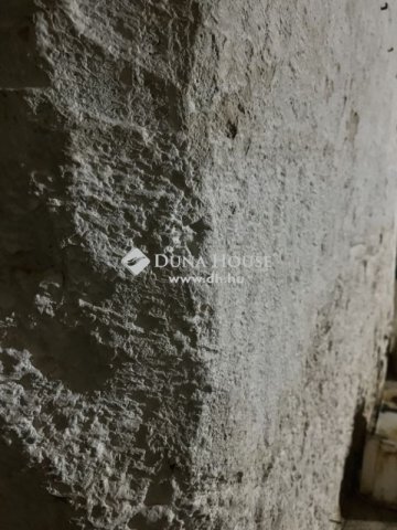 Eladó ipari ingatlan, Budapesten, XXII. kerületben 199.999 M Ft