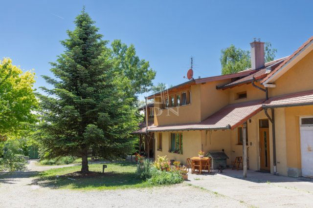 Eladó ipari ingatlan, Tárnokon 180 M Ft, 6 szobás