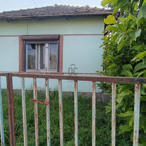 Eladó családi ház, Gelsén 4.9 M Ft, 3 szobás