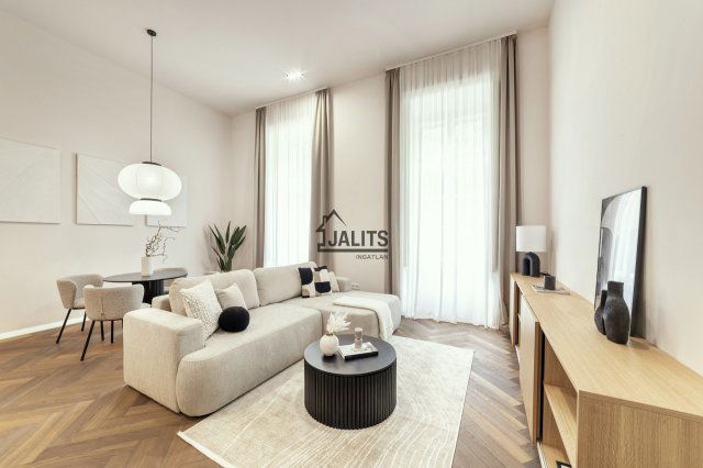 Kiadó téglalakás, albérlet, Budapesten, V. kerületben, 3 szobás