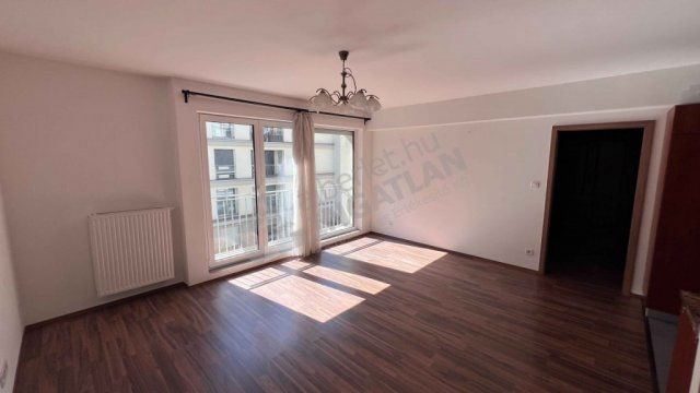 Kiadó téglalakás, albérlet, XIII. kerületben, Rozsnyay utcában