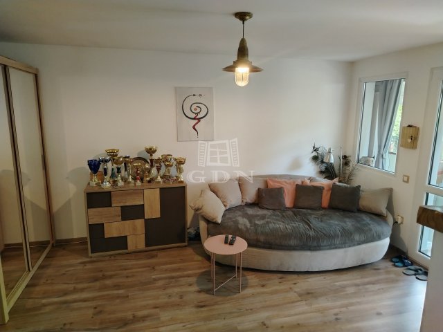 Eladó családi ház, Budaörsön 88.8 M Ft, 3 szobás