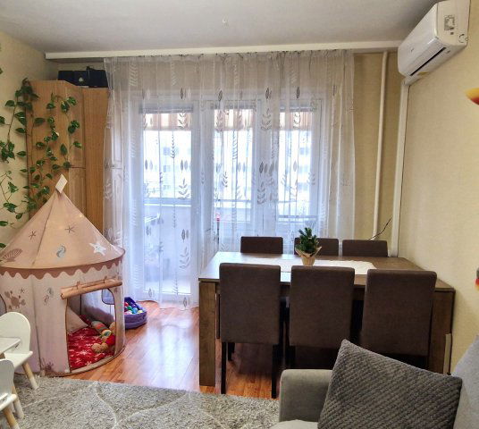 Eladó panellakás, Budapesten, III. kerületben 64.9 M Ft, 2 szobás