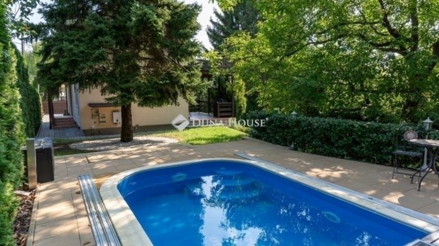 Eladó családi ház, Szentendrén 169.5 M Ft, 4 szobás