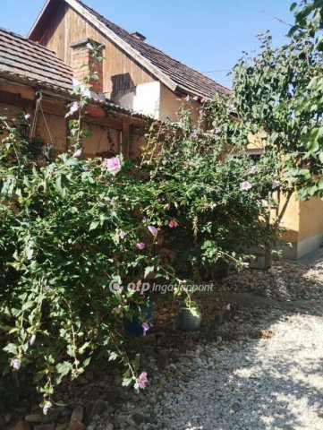 Eladó családi ház, Rákóczifalván 20 M Ft, 2 szobás