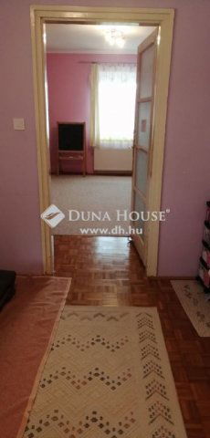 Eladó családi ház, Kisbéren 78.5 M Ft, 5 szobás