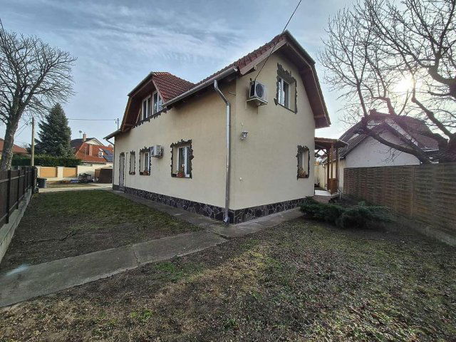 Eladó családi ház, Budapesten, XVI. kerületben 184.99 M Ft