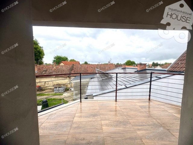 Eladó családi ház, Kecskeméten 89 M Ft, 4 szobás