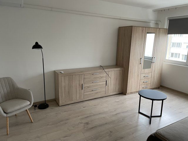 Kiadó panellakás, albérlet, Debrecenben, Martonfalvi utcában