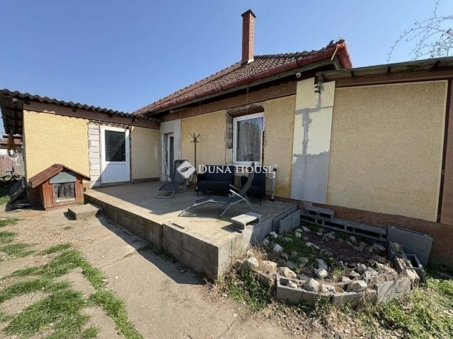 Eladó családi ház, Ceglédbercelen 65.9 M Ft, 3 szobás