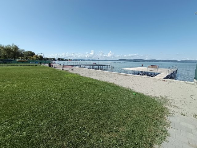 Eladó ikerház, Balatonlelleén 156 M Ft, 4 szobás