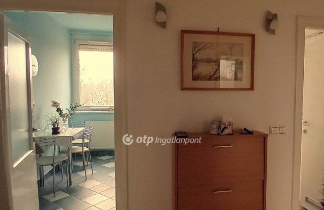 Eladó téglalakás, Székesfehérvárott 55 M Ft, 2 szobás