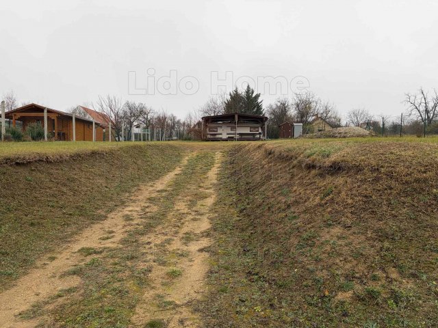 Eladó telek, Balatonkenesén 44.9 M Ft / költözzbe.hu