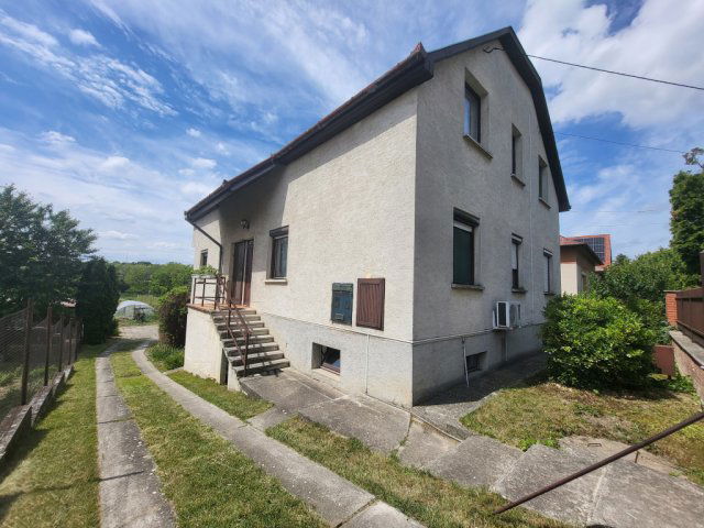 Eladó családi ház, Csömörön, Csömör úton 74.9 M Ft
