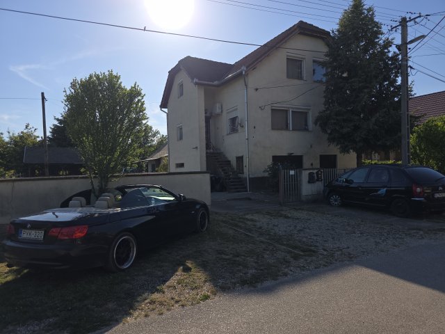 Eladó családi ház, Szabadbattyánban 89.9 M Ft, 4 szobás