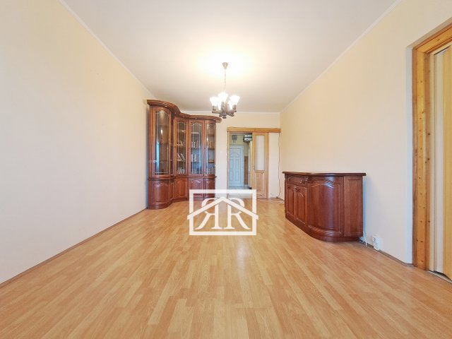 Kiadó panellakás, albérlet, Szegeden 175 E Ft / hó, 3 szobás