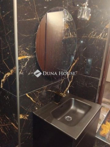 Eladó családi ház, Budapesten, XXI. kerületben 59 M Ft, 3 szobás