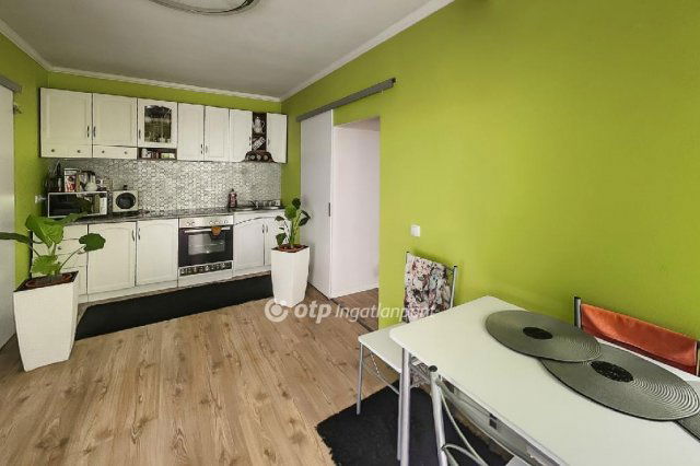 Eladó családi ház, Ostoroson 52.9 M Ft, 2 szobás