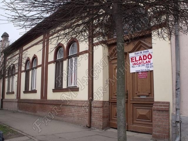 Eladó családi ház, Hódmezővásárhelyen 16.9 M Ft, 4 szobás