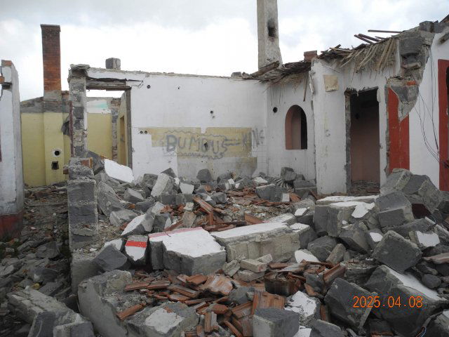 Eladó családi ház, Újszászon, Munkás úton 1.81 M Ft