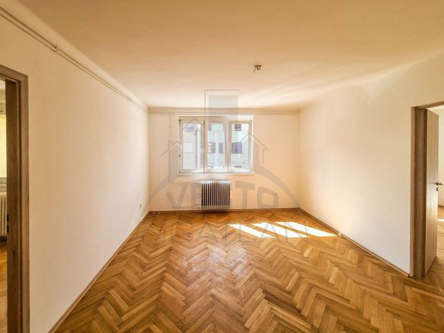 Kiadó téglalakás, albérlet, Szombathelyen 220 E Ft / hó