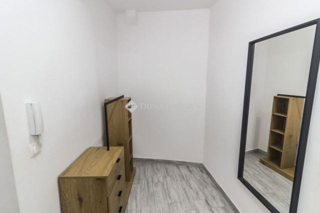 Eladó téglalakás, Szombathelyen 71.9 M Ft, 3 szobás
