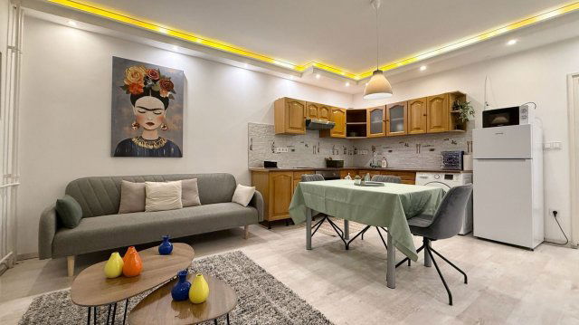 Eladó téglalakás, Debrecenben 65 M Ft, 2 szobás