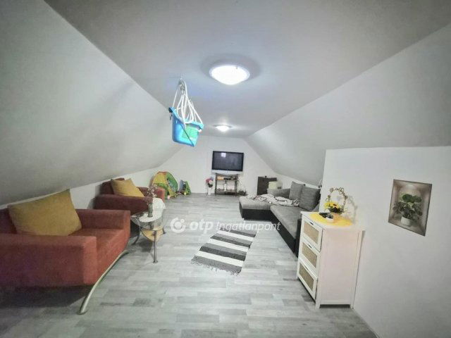 Eladó családi ház, Tárnokon 45 M Ft, 2 szobás