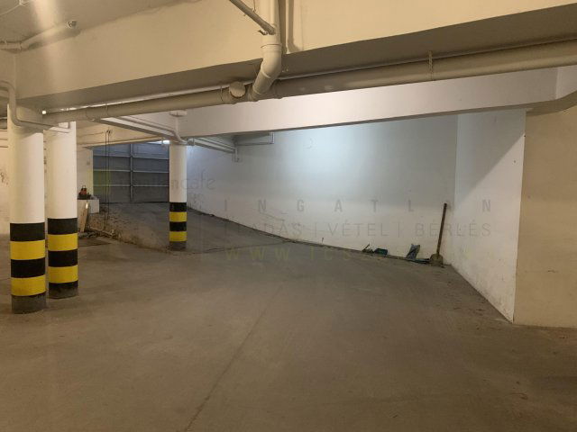 Eladó garázs, Szegeden 6.1 M Ft / költözzbe.hu